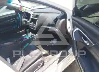 2016 Nissan ALTIMA фото