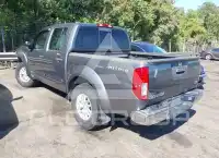 2016 Nissan FRONTIER photo