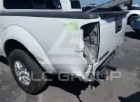 2016 Nissan FRONTIER photo