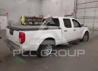2016 Nissan FRONTIER photo