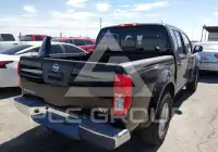 2016 Nissan FRONTIER photo