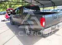 2016 Nissan FRONTIER фото