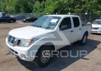 2016 Nissan FRONTIER photo