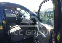 2016 Nissan FRONTIER photo