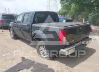 2016 Nissan FRONTIER photo