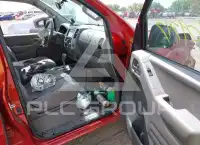 2016 Nissan FRONTIER фото