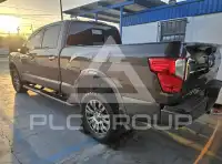2016 Nissan TITAN photo