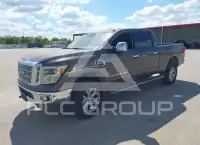 2016 Nissan TITAN фото