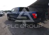 2016 Nissan TITAN фото