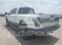 2016 Nissan TITAN фото