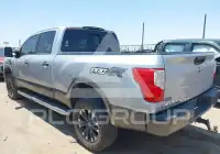 2016 Nissan TITAN фото