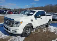 2016 Nissan TITAN photo