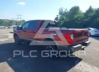 2016 Nissan TITAN фото