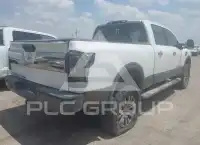 2016 Nissan TITAN фото