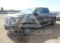 2016 Nissan TITAN фото