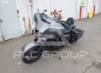 2016 Harley-Davidson FLHX photo