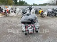 2016 Harley-Davidson FLHX фото