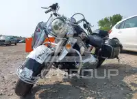 2016 Harley-Davidson FLSTC photo