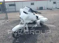 2016 Harley-Davidson FLHX фото