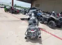 2016 Harley-Davidson FLHX фото