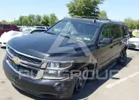2016 Chevrolet Suburan photo