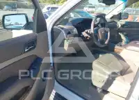 2016 Chevrolet Suburan фото