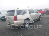 2016 Chevrolet Suburan photo