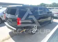 2016 Chevrolet Suburan photo