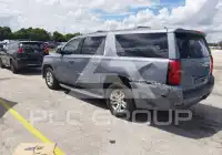 2016 Chevrolet Suburan photo