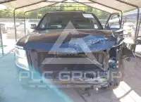 2016 Chevrolet Suburan photo