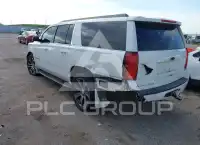 2016 Chevrolet Suburan photo