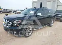 2016 Chevrolet Suburan photo