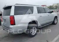 2016 Chevrolet Suburan photo