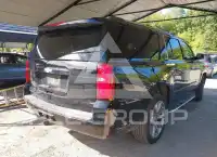 2016 Chevrolet Suburan photo