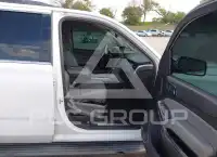2016 Chevrolet Suburan photo