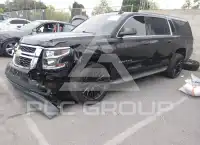 2016 Chevrolet Suburan photo
