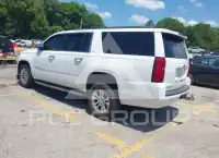 2016 Chevrolet Suburan photo