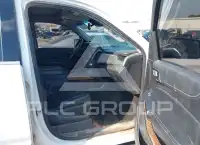 2016 Chevrolet Suburan фото
