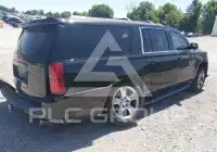 2016 Chevrolet Suburan фото