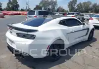 2016 Chevrolet Camaro photo
