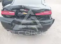 2016 Chevrolet Camaro photo