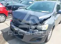 2016 Chevrolet Sonic фото