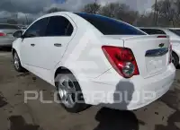 2016 Chevrolet Sonic фото