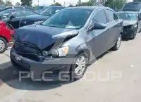 2016 Chevrolet Sonic фото