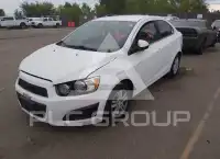 2016 Chevrolet Sonic фото