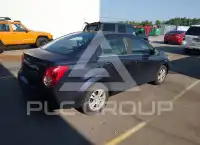 2016 Chevrolet Sonic фото