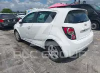 2016 Chevrolet Sonic photo