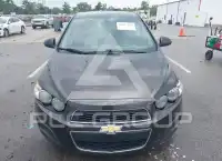 2016 Chevrolet Sonic фото