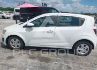 2016 Chevrolet Sonic photo