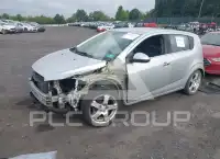 2016 Chevrolet Sonic фото